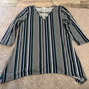 Como blu striped sweater size medium